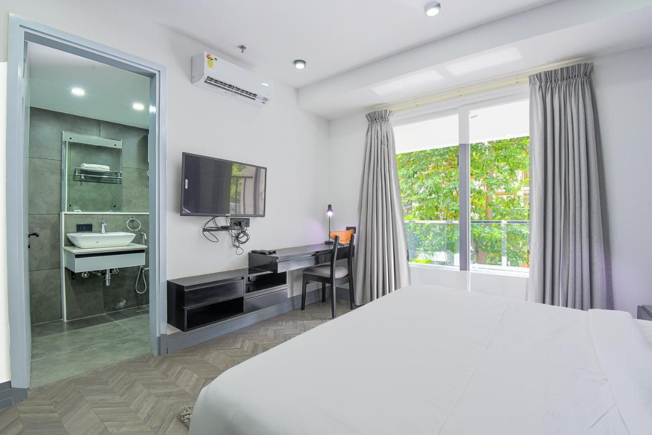 Bedchambers Serviced Apartments, Mg Road Гургаон Екстериор снимка