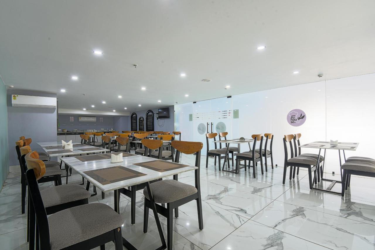 Bedchambers Serviced Apartments, Mg Road Гургаон Екстериор снимка