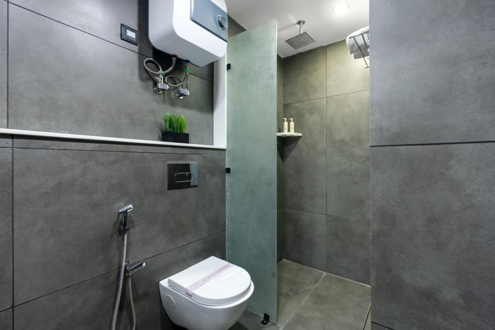 Bedchambers Serviced Apartments, Mg Road Гургаон Екстериор снимка