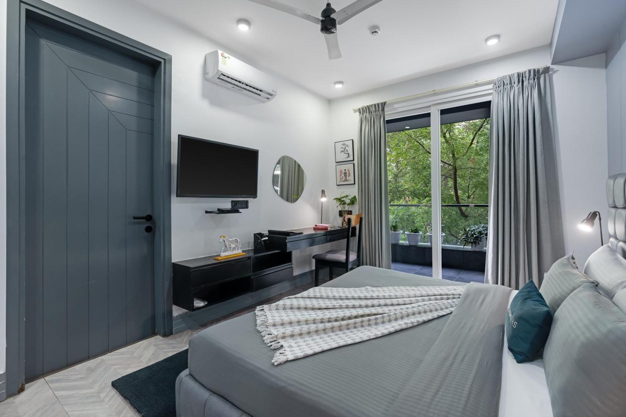 Bedchambers Serviced Apartments, Mg Road Гургаон Екстериор снимка